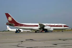 Drucke von A7-HHK Flug Drucke: Flug, A7-HHK