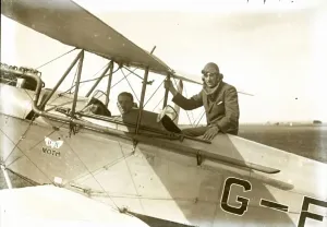 Vintage Biplane Aircraft Drucke: Flight, SUP00182