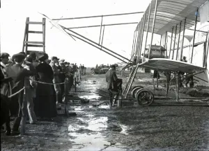Old Airplane Photographs Drucke: Flight, SUP010068