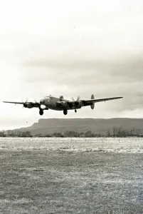 Royal Air Force Jet Drucke: hakleton 2 RAF taking off
