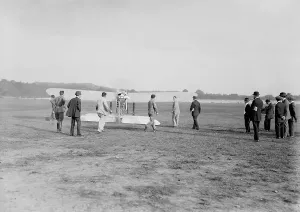 Historic Aircraft Photos Drucke: A Pegoud Taking Off From Brooklands