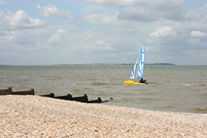 British Seaside Drucke: The beach, Whitstable, Kent