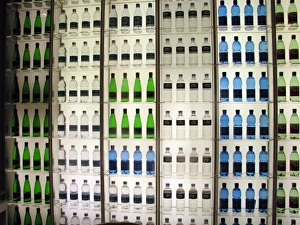 Photoslot Images Drucke: Bottled Water