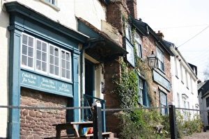 Village Life In The UK Drucke: Sandford, Devon, UK