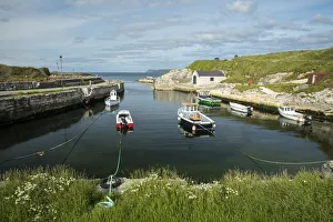 Ballyntory Hafen an der Küste von Antrims Strand im Grafschaften-Antrim in Nordirland im Vereinigten Königreich