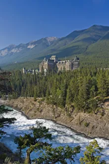 Kanadische Rocky Mountains Drucke: Banff-Springs-Hotel in Banff-Stadt,Alberta Kanada