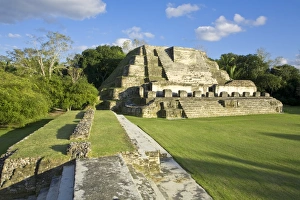 Central America Historical Sites Drucke: Belize, Altun Ha