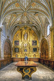 Castile La Mancha Tourism Drucke: Chapel inside the Cathedral, Cuenca, Castilla-La Mancha, Spain