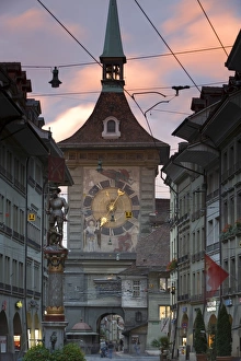 Berner Oberland Tourism Drucke: Clock tower