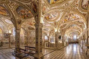 Krypta des Heiligen Matthäus, Dom zu Salerno in Kampanien/Italien