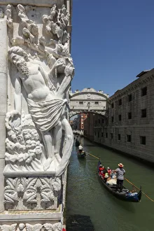 Das Dogepalast und der Brücke des Seufzers in Venedig