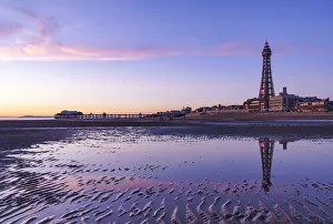 Europa, England, Lancashire und die Küste von Blackpool mit der Blackpoolskye und dem Strand