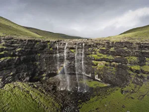 Fossawasserfall von Streymoy in den Färöer Inseln