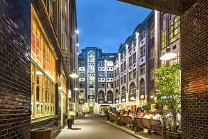 Western Europe Urban Landscape Drucke: Hackesche Haofe, Mitte, Berlin, Germany