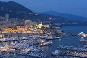 Drucke von Hafen am Abend in Monte-KarlöseMonegrosche RepublikMonacoFrankreichs Hafen am Abend Monaco Drucke: Hafen am Abend in Monte-Carlo, Monako