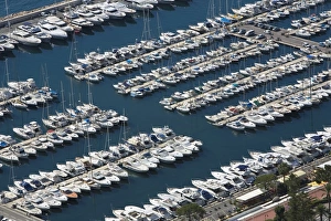 French Riviera Coastline Drucke: Harbour Overview