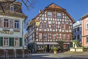 Geschichtliche halbholzgebäude auf dem Schirnplatz in Kronberg im Taunus, Hessen, Deutschland