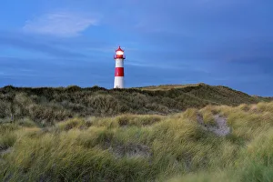 Ellenbogen Germany Drucke: List-Ost lighthouse at twilight