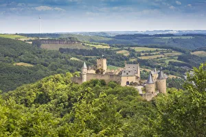 Burg Bourscheid in Luxemburg
