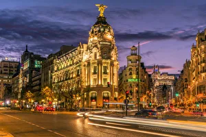 Edificio Metropolis oder Gebäude der Stadtmetropole in Madrid im Gemeinschaft von Kastilien und León Spanien