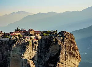 Abendgottesacker des Heiligen Dreikönig in Meteora auf der Halbinsel Thessalien Griechenland