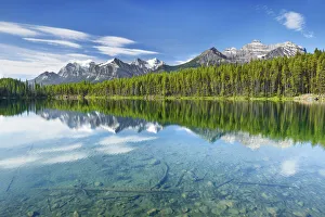 Kanadische Rocky Mountains Drucke: Berglandschaft am Herbertsee - Kanada, Alberta, Nationalpark Banff