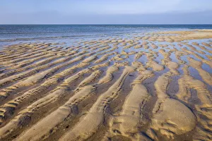 Jahreszeiten In Deutschland Drucke: Mudflat landscape on the Ellenbogen Peninsula, Sylt, Schleswig-Holstein, Germany