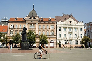 Eastern Europe Travel Guide Drucke: Novi Sad Slobode Square