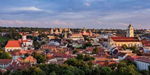 European Cityscape At Sunset Drucke: Old Town Skyline at sunset, elevated view, Vilnius, Lithuania