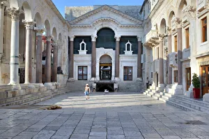 Ivan Vdovin Photography Drucke: Peristyle, Split, Dalmatia, Croatia