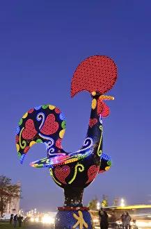 Moderne Kunst Drucke: Die Kunstinstallation Pop Galo von Künstlerin Joana Vasconcelos aus dem Jahr 2016