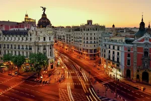 Madrid Cityscape Photography Drucke: Metropolis Building, Edificio Metropolis, Madrid Spain