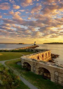 North American Coastal Landscapes Drucke: Clouds over Spring Point Ledge Lighthouse, South Portland, Maine, USA