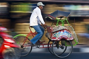 Bilder Datiert 2007 September: Taxifahrer in Jogyakarta auf Java in Indonesien