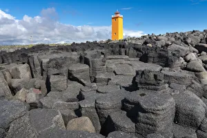 Icelandic Natural Landscapes Drucke: Selvogsviti Lighthouse and basalt columns, Selvogur, Reykjanes Peninsula, Iceland