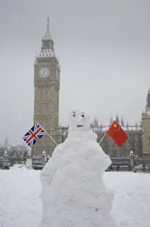 Drucke von Schneemann vor dem Parlament und der Großen Glocke im Westminister in London (England) Westminster Drucke: Schneemann vor dem Parlament und der Großen Glocke am Buckingham Palace im Westminister-Gebiet von London im