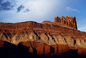 Unique Geological Formations Drucke: Tall cliffs