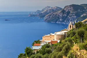 Das kleine Dorf von Nocelle liegt entlang des Pfad der Götter am Küstenabschnitt Amalfi