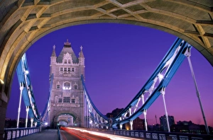 England Tourist Attraction Drucke: Tower Bridge