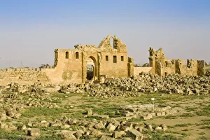Turkish Historic Landmarks Drucke: Turkey, Eastern Turkey, Harran, Ruins of Ulu Cami, 8th century