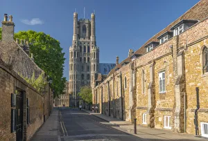 Vereinigtes Königreich Großbritannien Cambridgeshire Ely Die Galerie im Dom von Ely Westturm des Doms in Ely