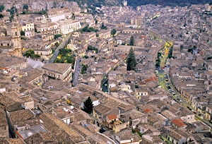 Baroque Architecture In Italy Drucke: View over Modica