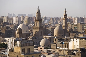 Bilder Datiert 2007 März: Blick über das Dachgesicht von al-Qahira im islamischen Kairo, Ägypten