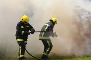 Emergency Response Team Drucke: Essential Services, Emergency, Fire