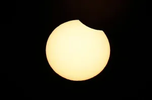 July 2019 Solar Eclipse Drucke: A partial solar eclipse is observed at Coquimbo