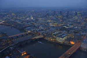 River Thames Aerial View Drucke: RTR3CAT2