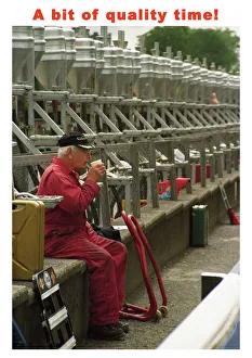Motorcycle Racing Drucke: EX TT 2000 pit lane
