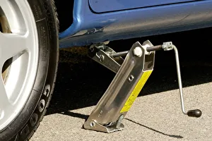Drucke von Autojack Autojack ist defekt Defekt Bilder Datiert 2006 Januar: Autojack Autojack ist kaputt gegangen