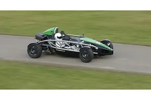 Performance-Kunst Drucke: Ariels Atom 500