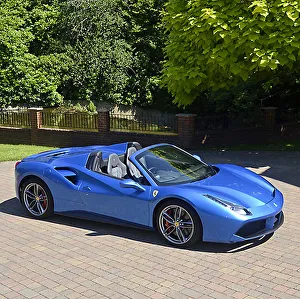 Automotive Photography Drucke: FER519085